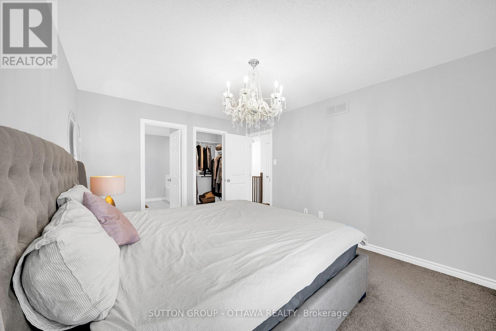 776 Carnelian Crescent, Ottawa, Ontario  K1X 0A8 - Photo 24 - X12467275
