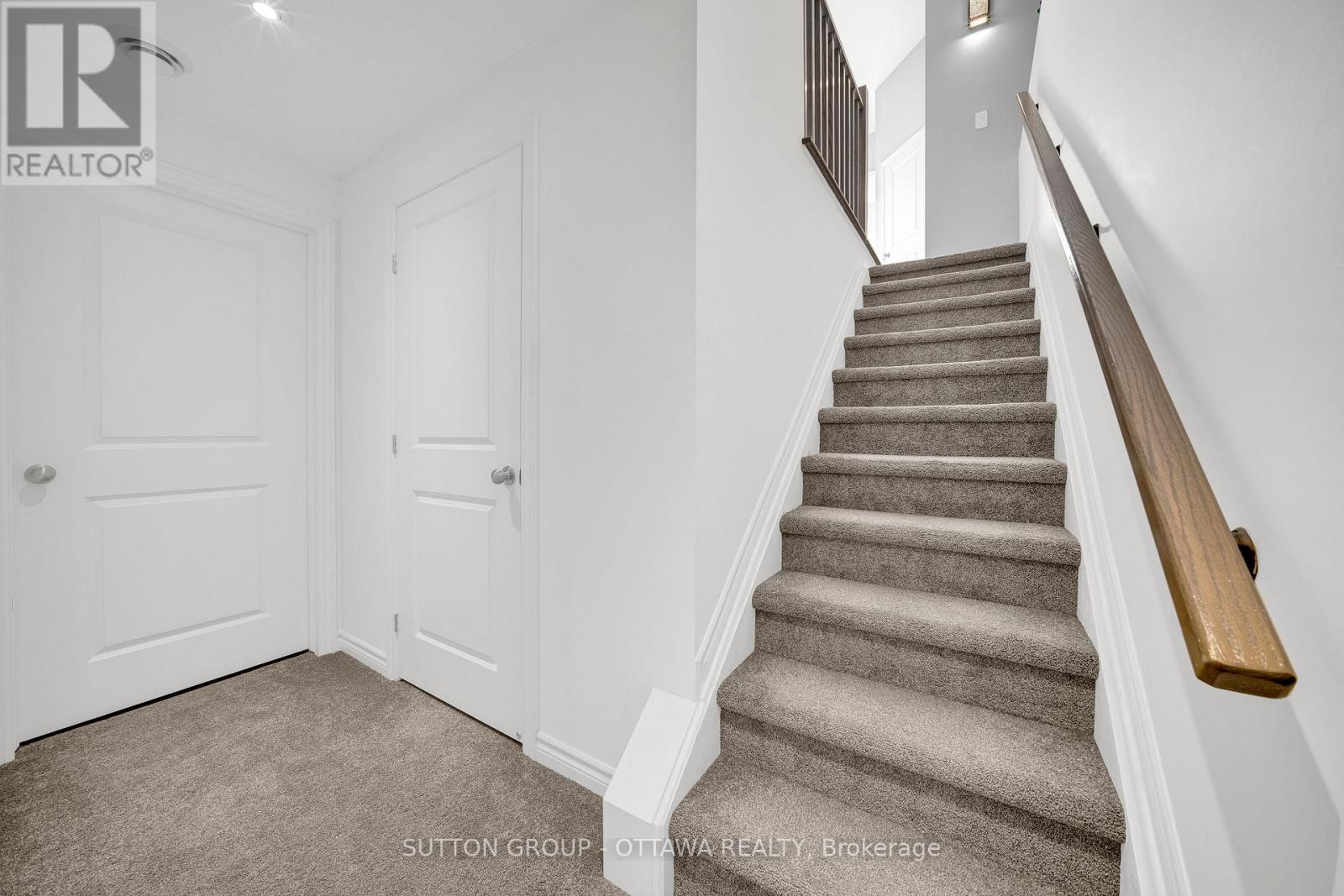 776 Carnelian Crescent, Ottawa, Ontario  K1X 0A8 - Photo 34 - X12467275