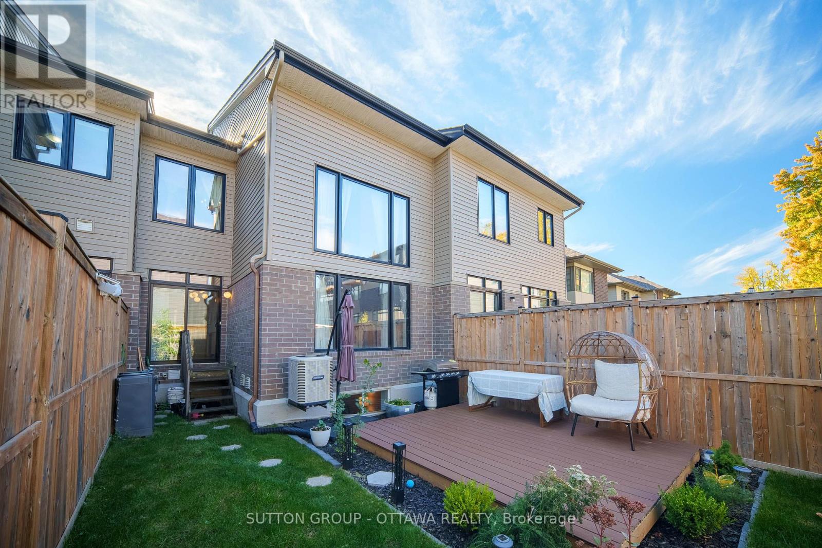 776 Carnelian Crescent, Ottawa, Ontario  K1X 0A8 - Photo 39 - X12467275