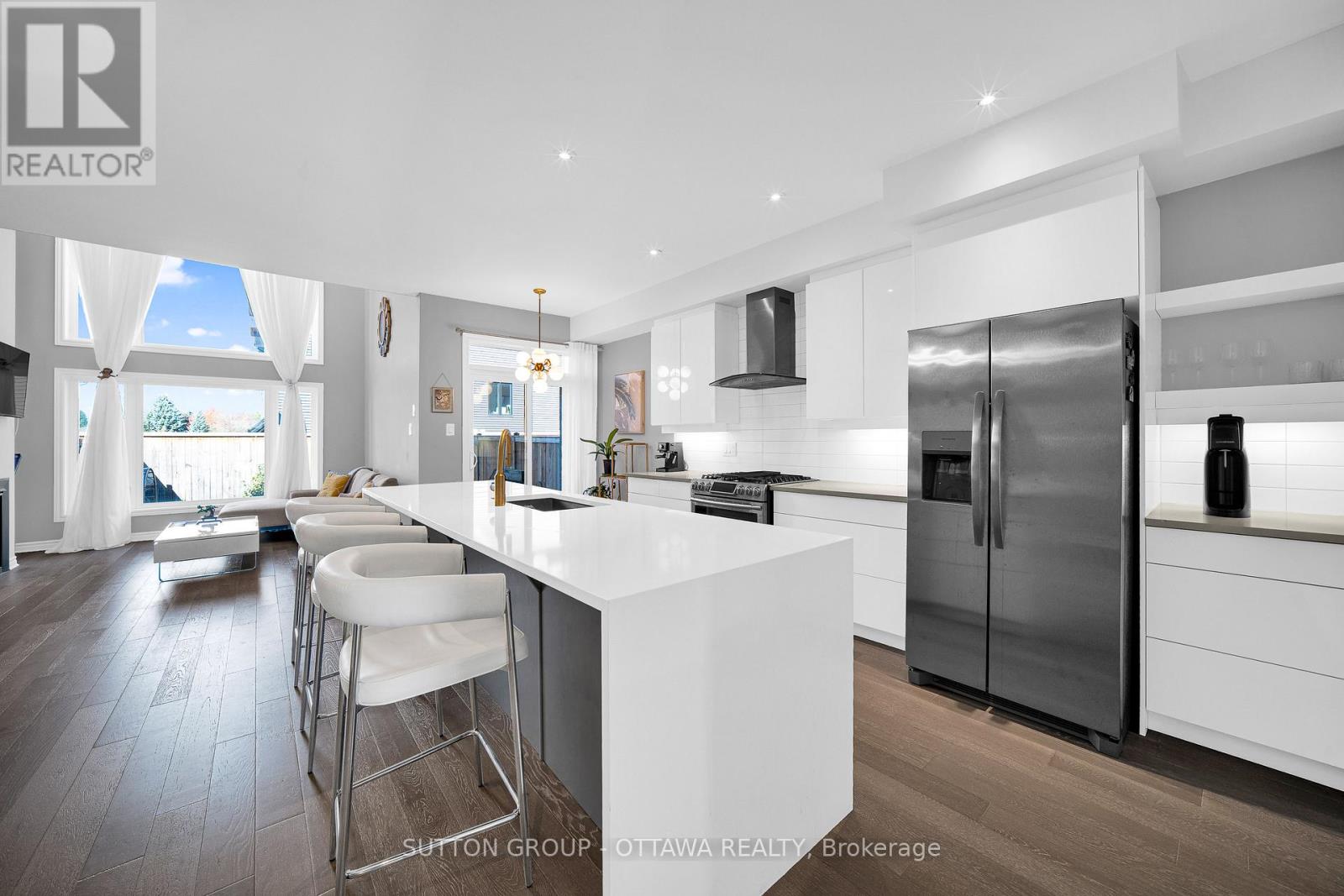 776 Carnelian Crescent, Ottawa, Ontario  K1X 0A8 - Photo 7 - X12467275