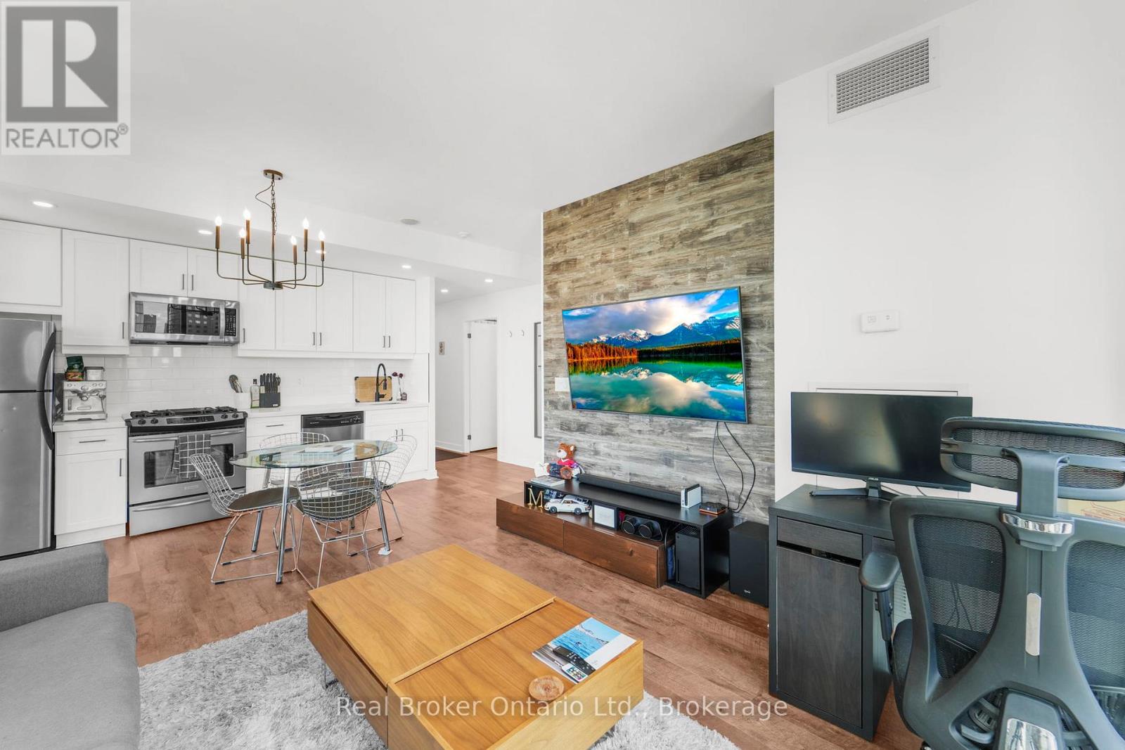 2902 - 33 Lombard Street, Toronto, Ontario  M5C 3H8 - Photo 8 - C12467259