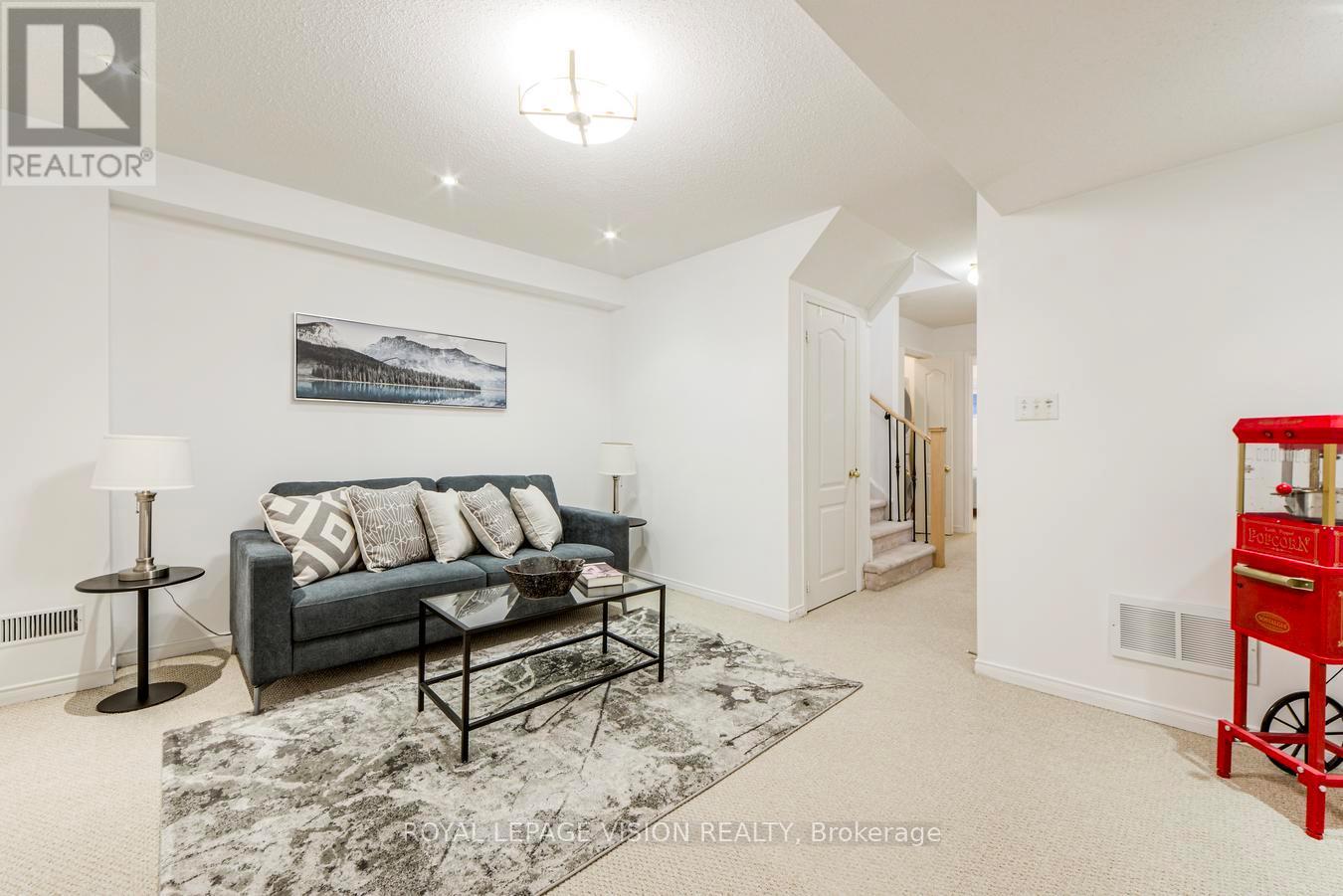 447 White's Hill Avenue, Markham, Ontario  L6B 0J7 - Photo 42 - N12465954