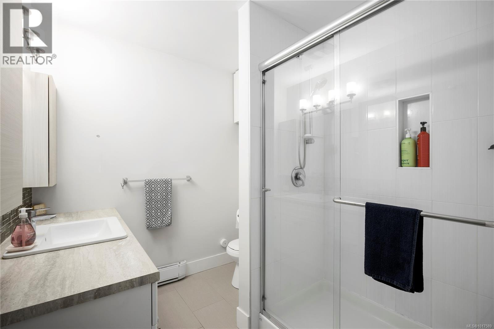 240 View St, Nanaimo, British Columbia  V9R 4N7 - Photo 15 - 1017589
