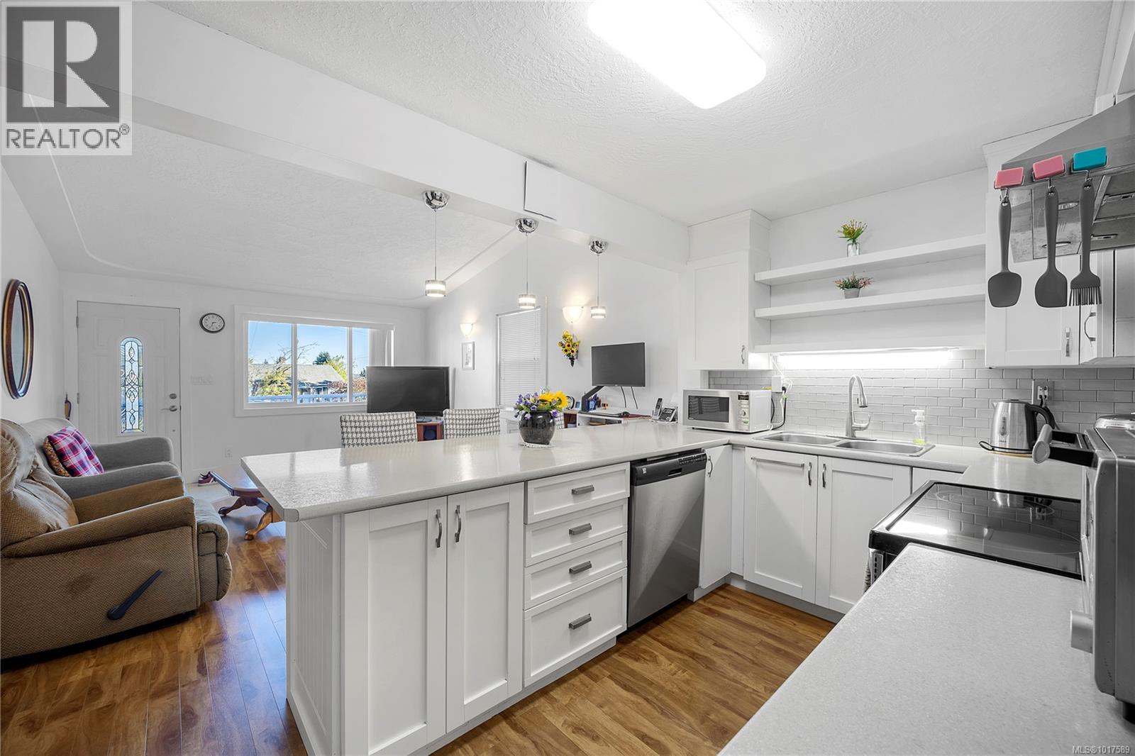 240 View St, Nanaimo, British Columbia  V9R 4N7 - Photo 2 - 1017589
