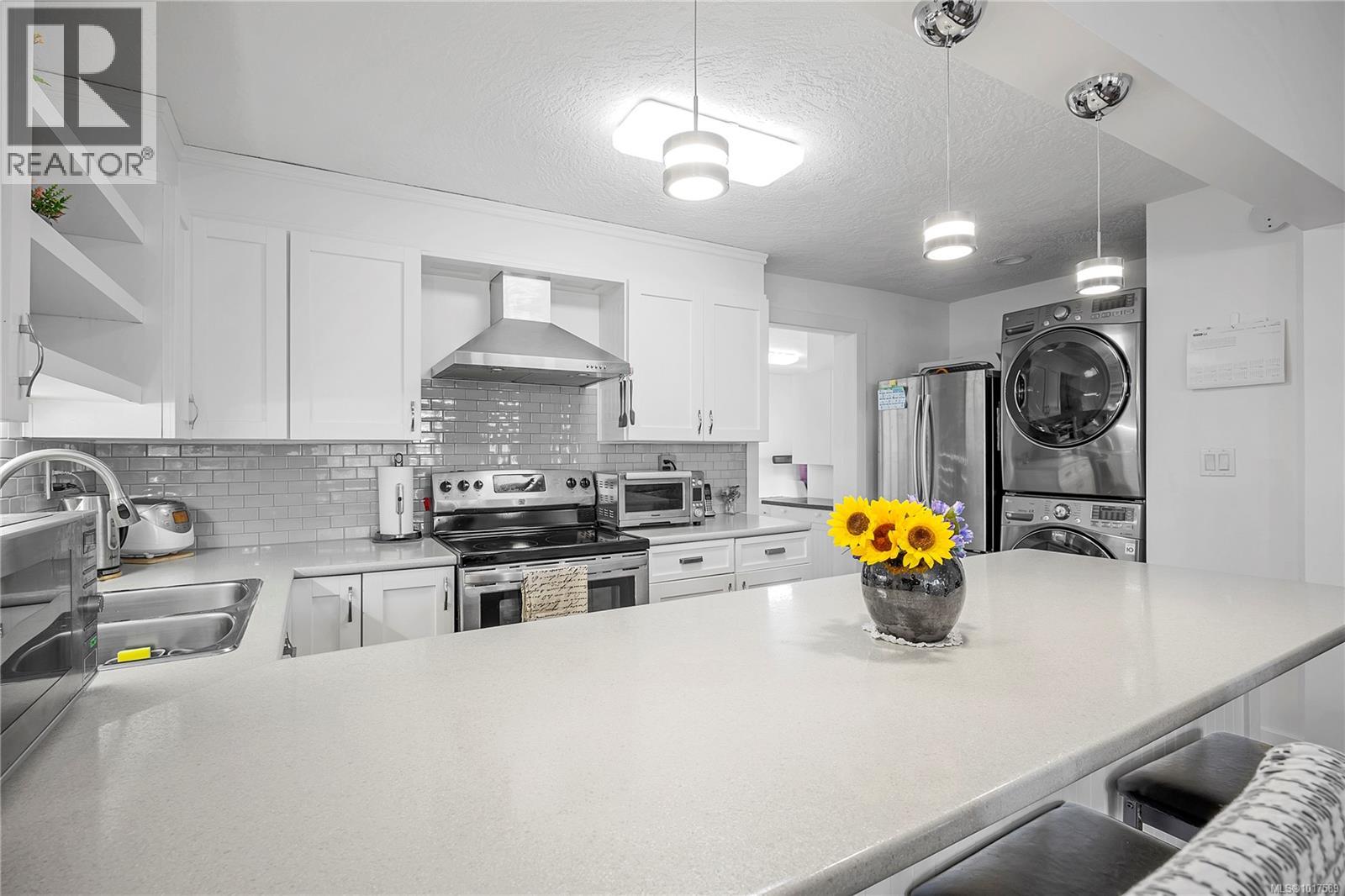 240 View St, Nanaimo, British Columbia  V9R 4N7 - Photo 6 - 1017589