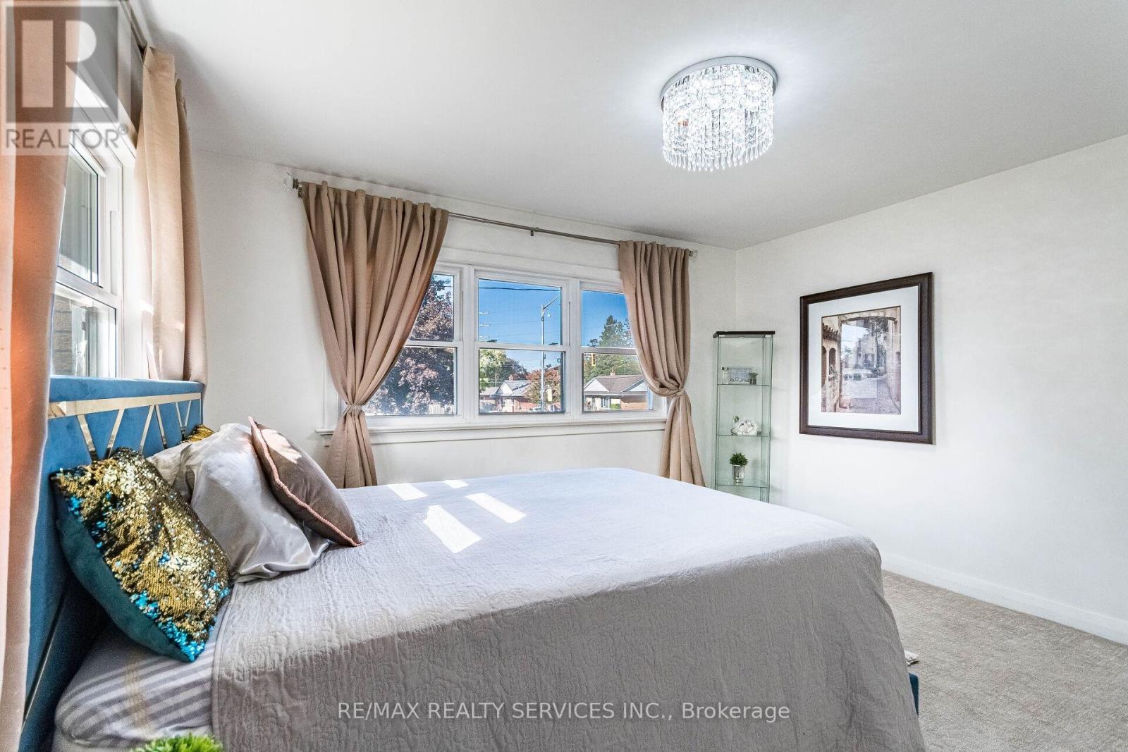 107 Weber Street S, Waterloo, Ontario  N2J 2A4 - Photo 21 - X12467243