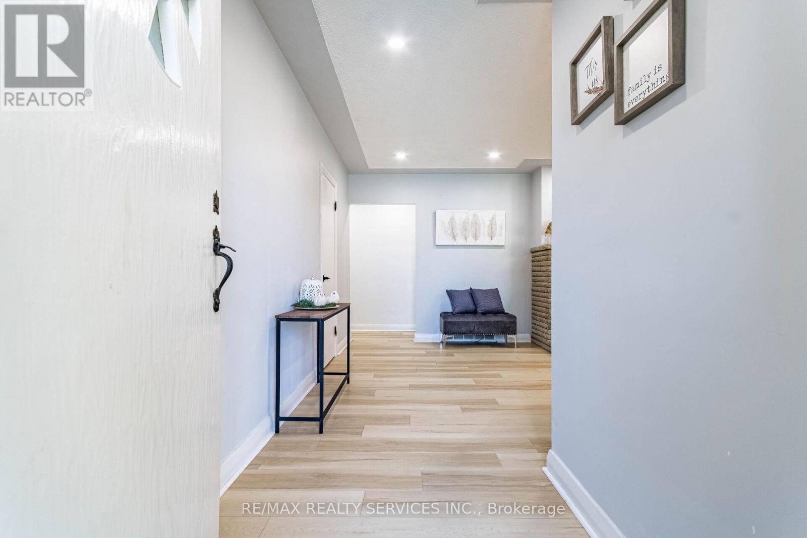 107 Weber Street S, Waterloo, Ontario  N2J 2A4 - Photo 6 - X12467243