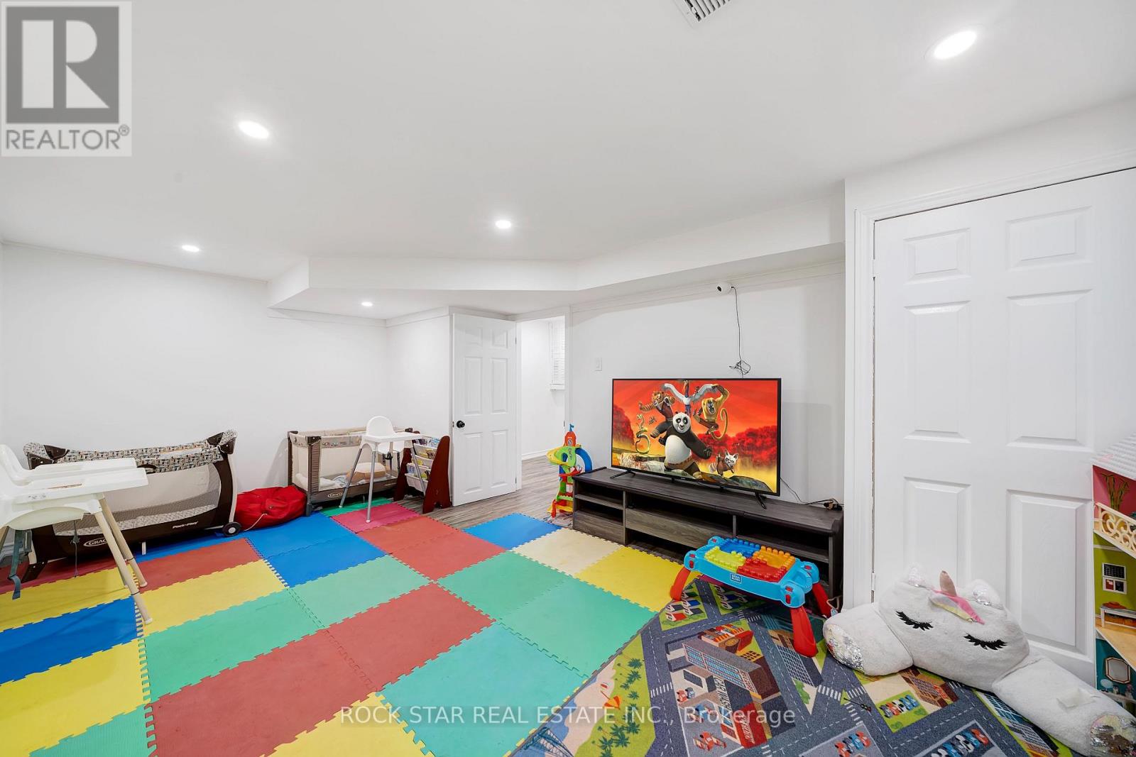 15 Heritage Court, St. Catharines, Ontario  L2S 3H7 - Photo 23 - X12467247