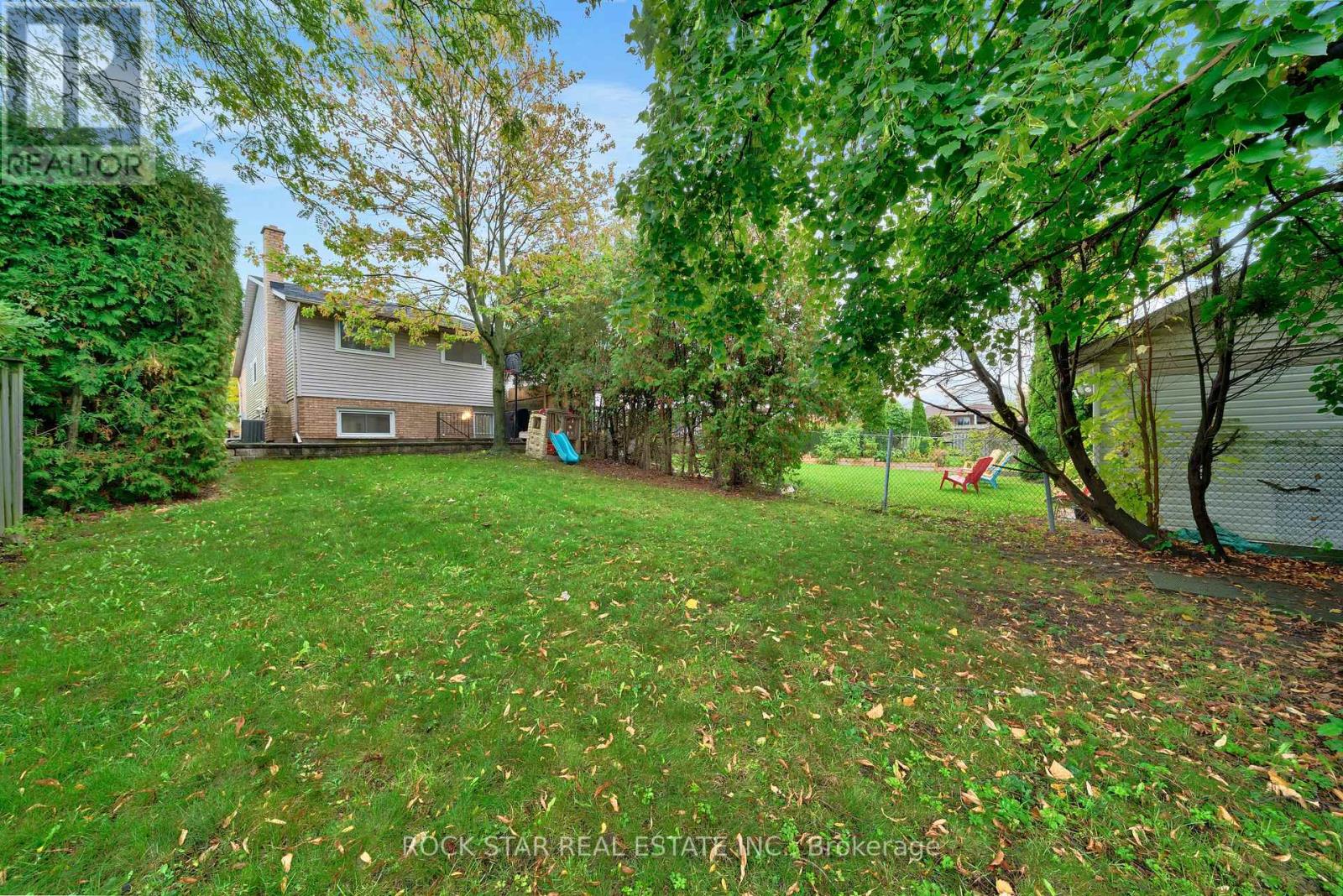 15 Heritage Court, St. Catharines, Ontario  L2S 3H7 - Photo 35 - X12467247