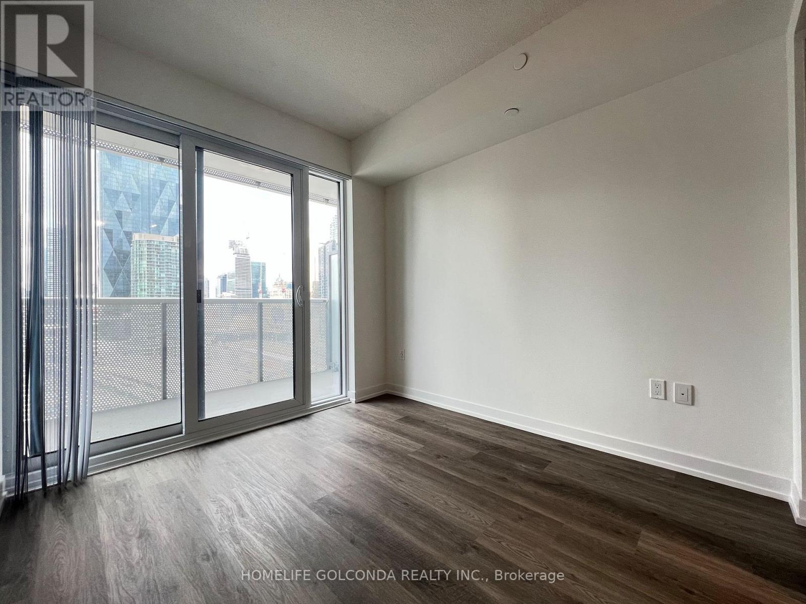 1815 - 55 Cooper Street, Toronto, Ontario  M5E 0G1 - Photo 2 - C12467270
