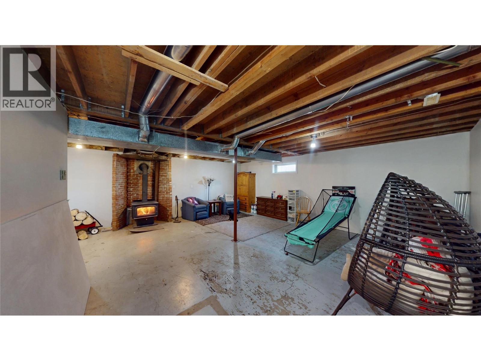 8773 Tamarack Street, Canal Flats, British Columbia  V0B 1B0 - Photo 29 - 10365944