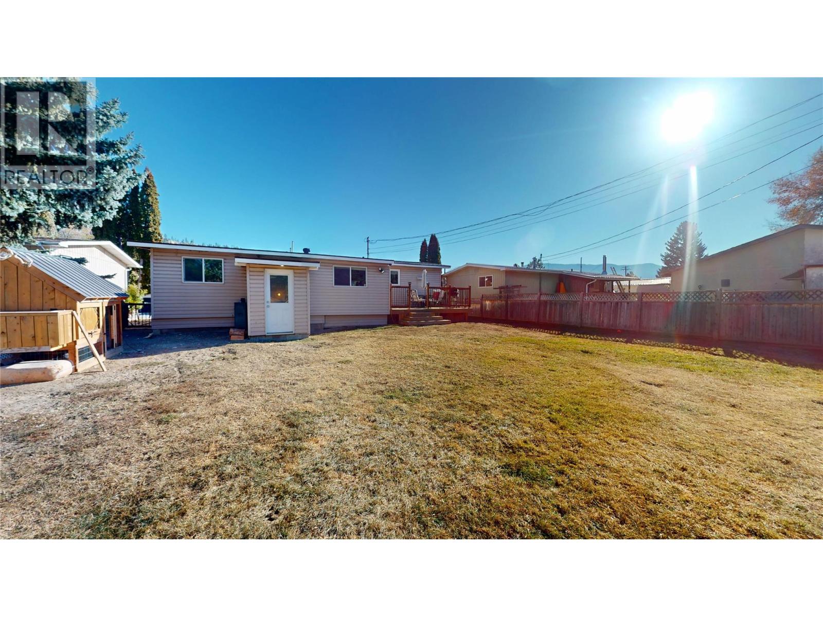 8773 Tamarack Street, Canal Flats, British Columbia  V0B 1B0 - Photo 38 - 10365944