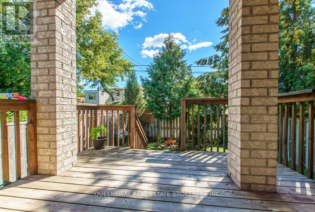 83 Floyd Avenue, Toronto, Ontario  M4K 2B3 - Photo 24 - E12467258
