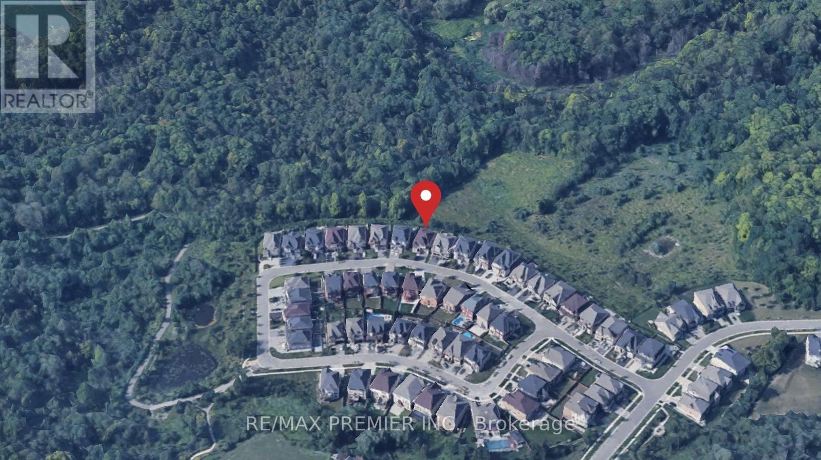64 Heintzman Crescent, Vaughan, Ontario  L6A 4T1 - Photo 2 - N12465458