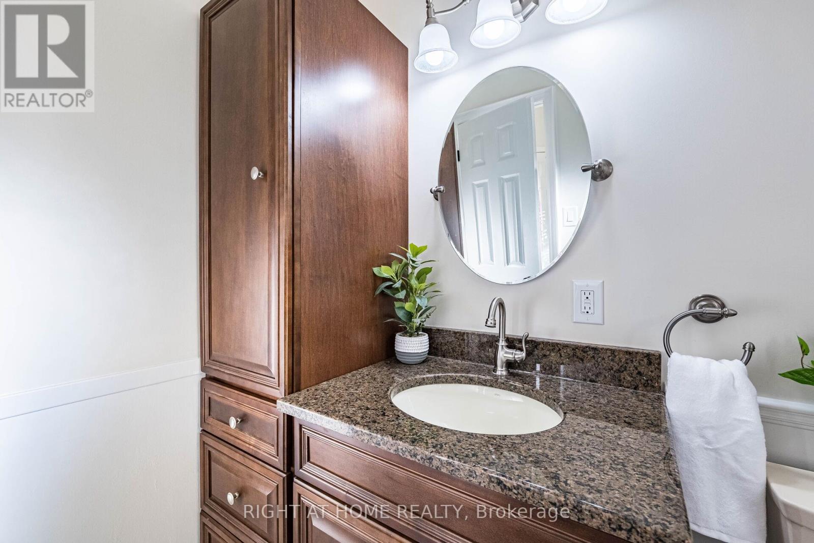 51 Redwood Lane, Markham, Ontario  L3R 3Z1 - Photo 17 - N12467262