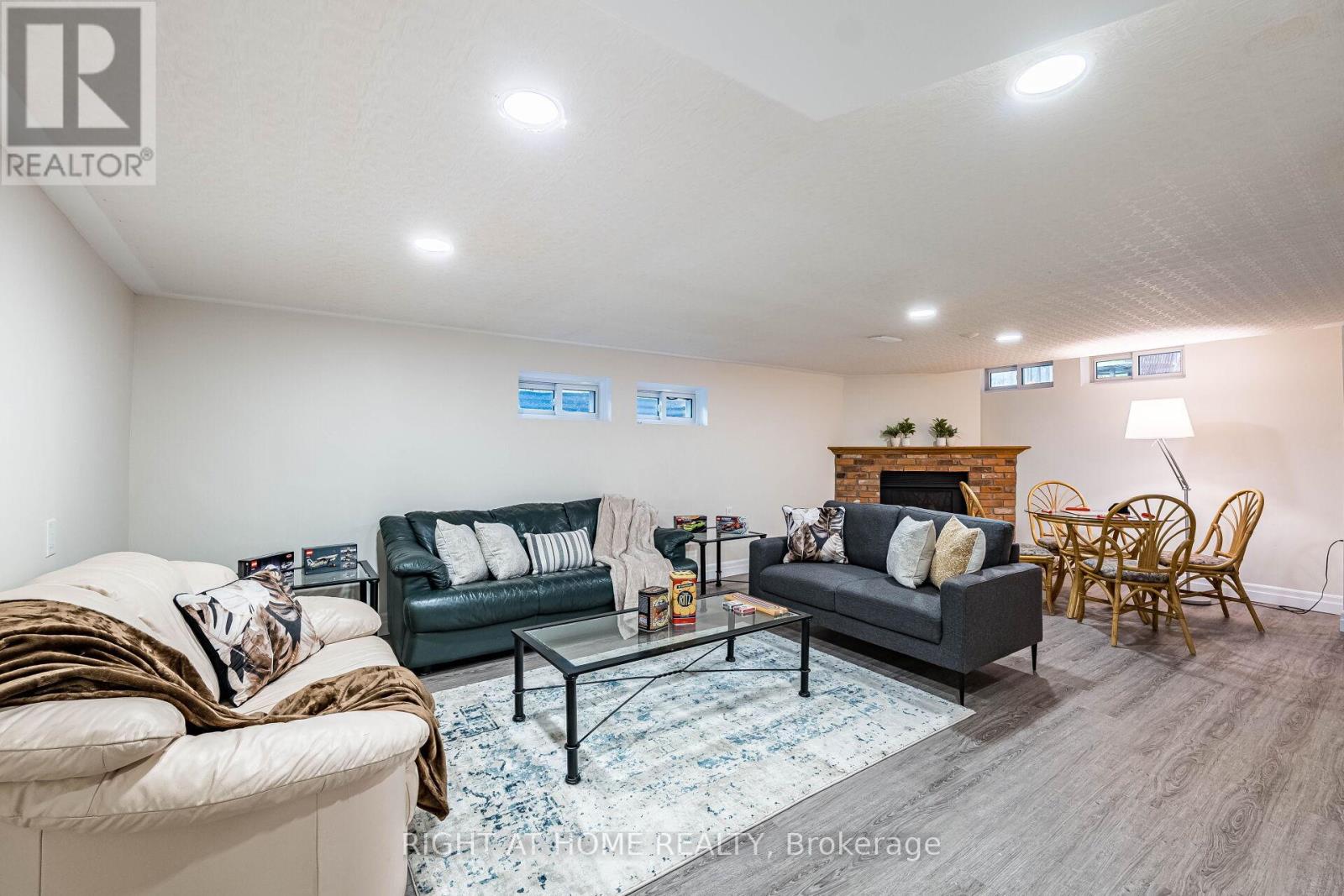 51 Redwood Lane, Markham, Ontario  L3R 3Z1 - Photo 29 - N12467262
