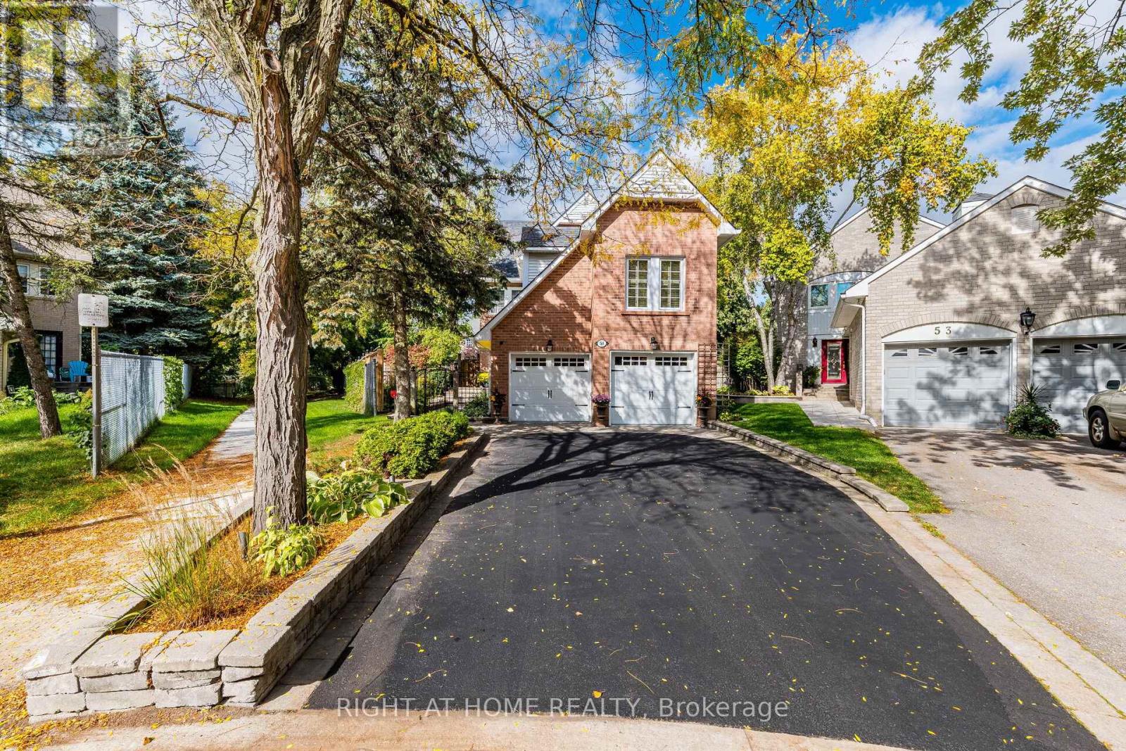 51 Redwood Lane, Markham, Ontario  L3R 3Z1 - Photo 3 - N12467262