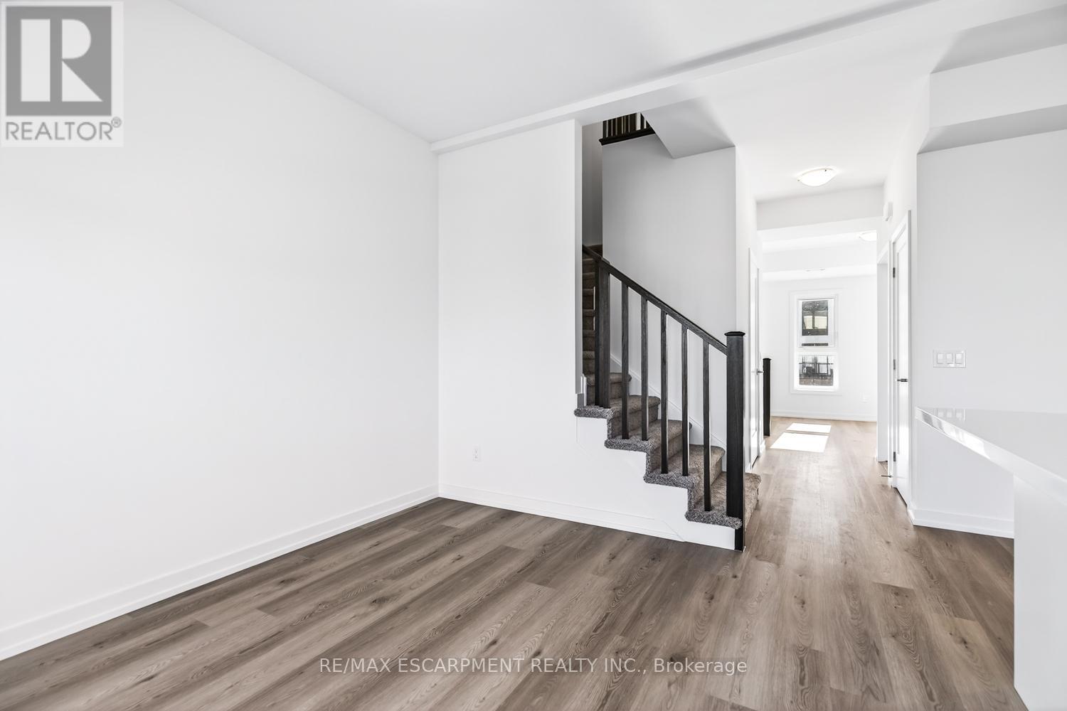 33 - 70 Kenesky Drive, Hamilton, Ontario  L0R 2H7 - Photo 17 - X12467257