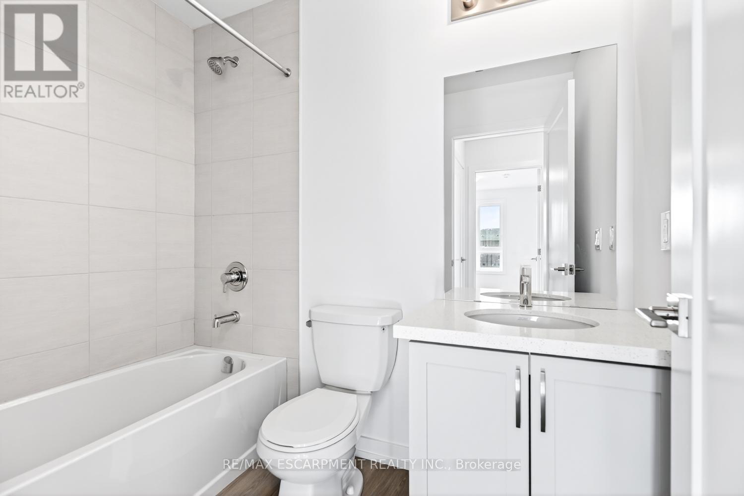 33 - 70 Kenesky Drive, Hamilton, Ontario  L0R 2H7 - Photo 36 - X12467257