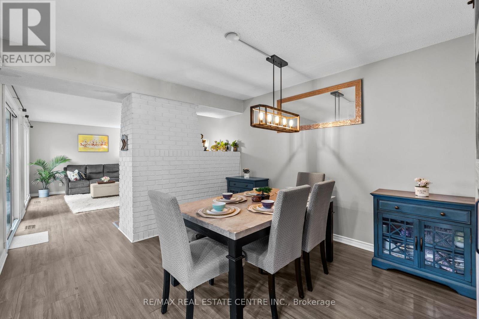 35 Jackson Court, Ottawa, Ontario  K2K 1B6 - Photo 11 - X12467271