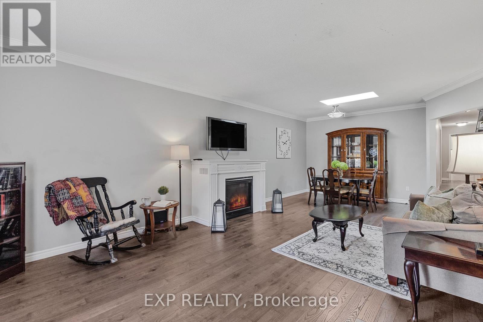 119 Franklyn Street, Shelburne, Ontario  L0N 1S4 - Photo 2 - X12467280