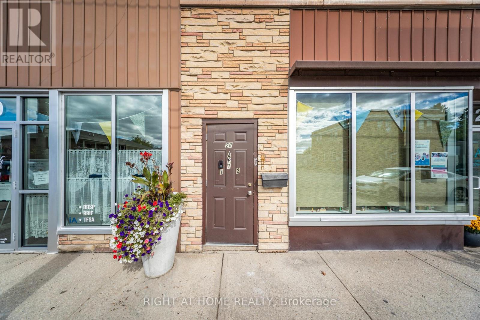 28-30 King Street W, Haldimand, Ontario  N0A 1H0 - Photo 13 - X12467281