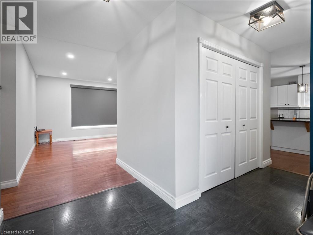 105 Calla Terrace, Welland, Ontario  L3C 7C2 - Photo 4 - 40779928