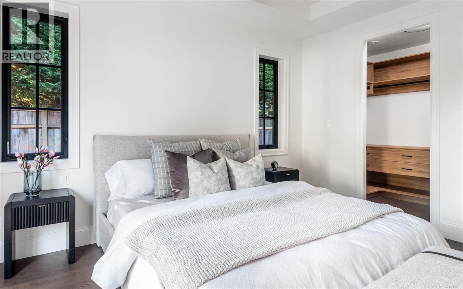 2189 Beaverbrooke St, Oak Bay, British Columbia V8S 2W1 - Photo 4 - 1017616