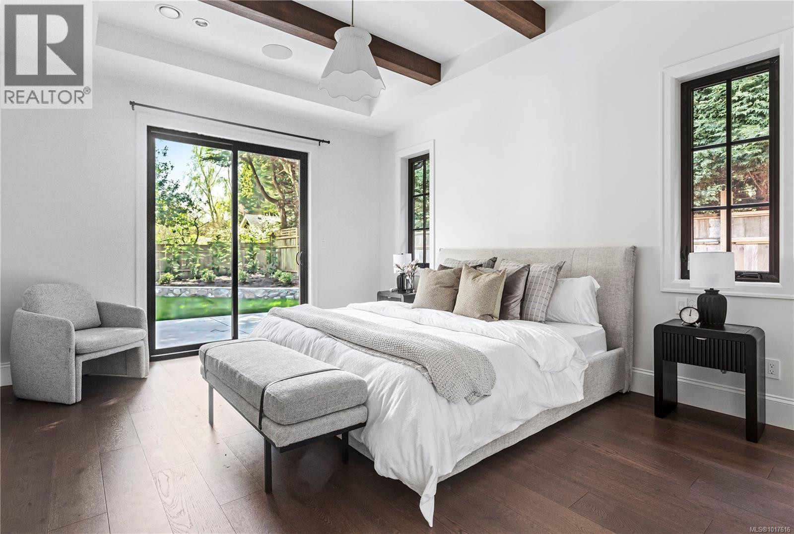 2189 Beaverbrooke St, Oak Bay, British Columbia V8S 2W1 - Photo 2 - 1017616