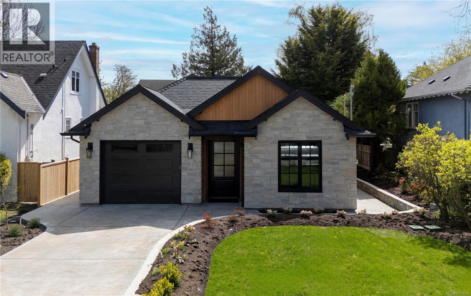 2189 Beaverbrooke St, Oak Bay, British Columbia V8S 2W1 - Photo 40 - 1017616