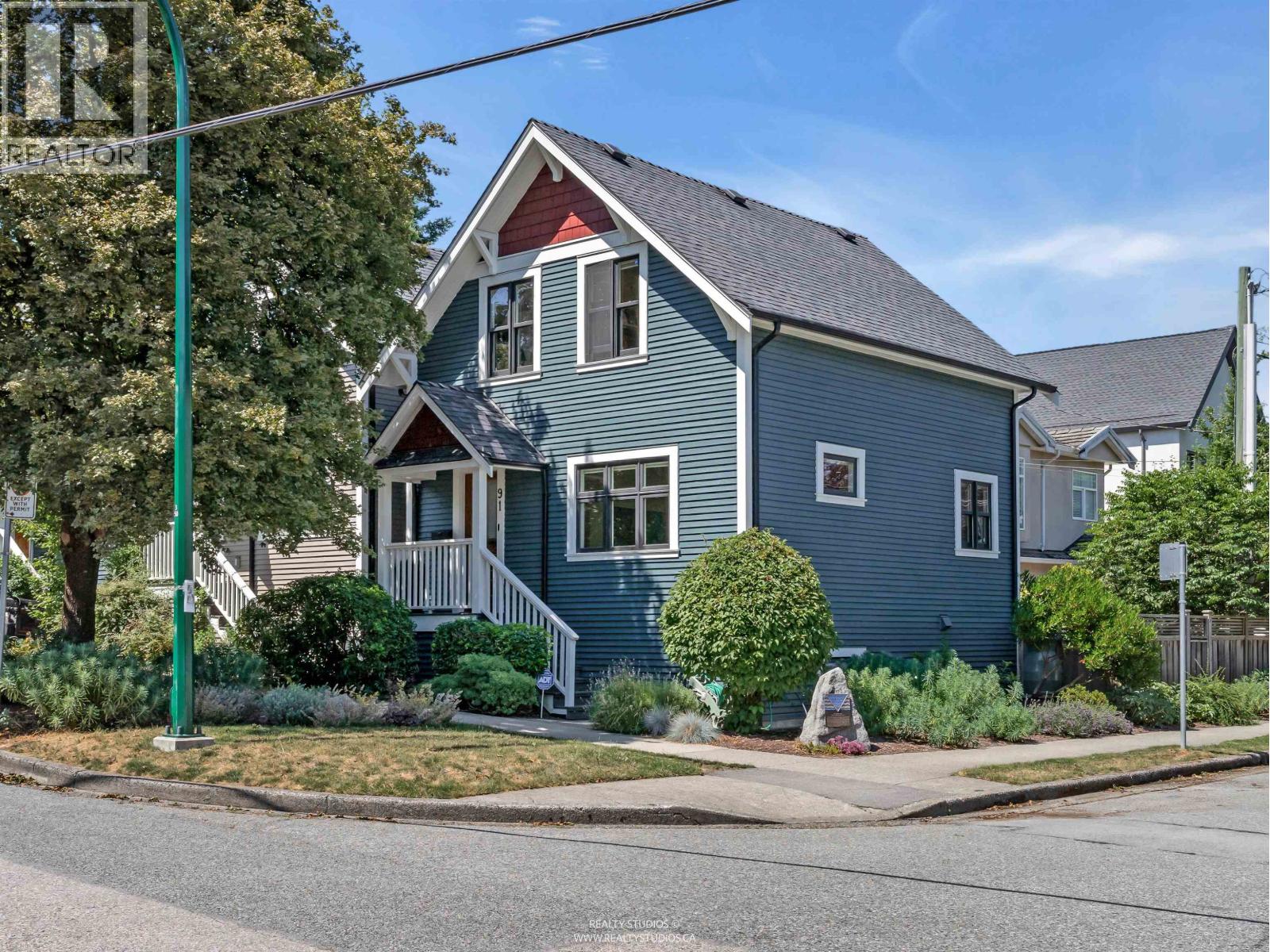 91 E 27TH AVENUE, Vancouver, British Columbia