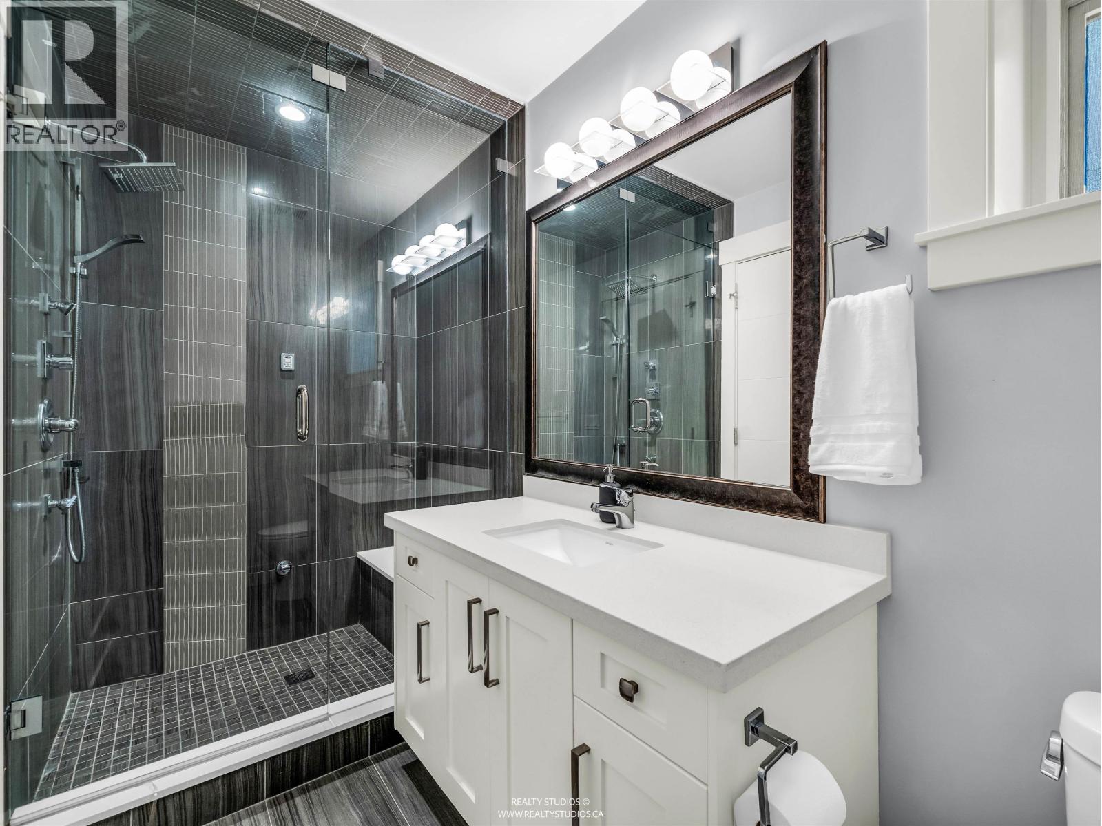 7380 Ontario Street, Vancouver, British Columbia  V5X 3B8 - Photo 30 - R3059442