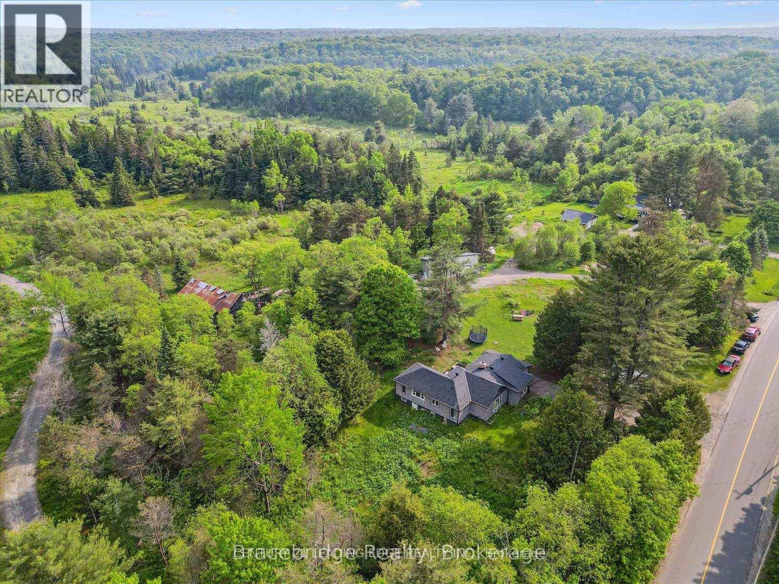 1151 Beatrice Town Road, Bracebridge, Ontario  P1L 1X4 - Photo 26 - X12467132