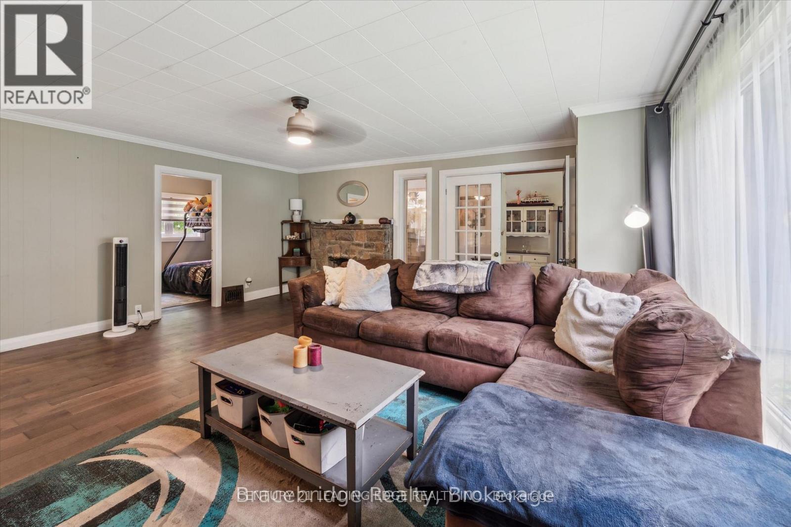 1151 Beatrice Town Road, Bracebridge, Ontario  P1L 1X4 - Photo 11 - X12467132