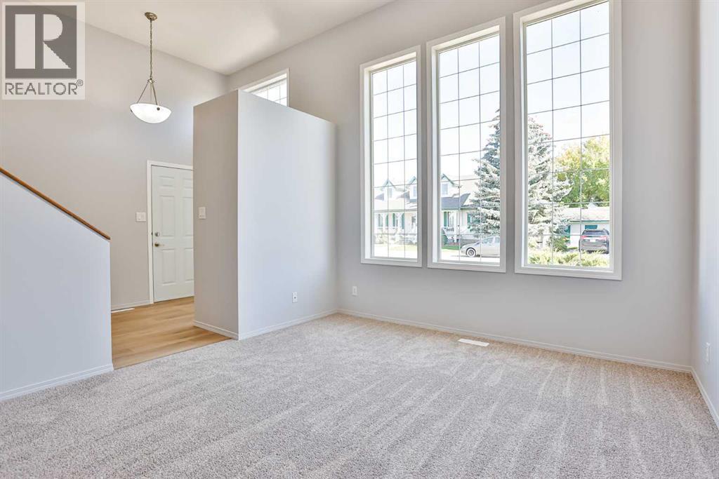 30 Mt Backus Crescent W, Lethbridge, Alberta  T1K 6P7 - Photo 5 - A2263787