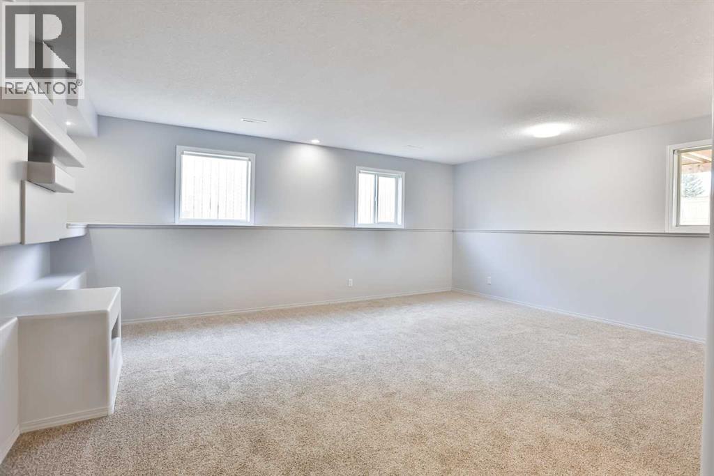 30 Mt Backus Crescent W, Lethbridge, Alberta  T1K 6P7 - Photo 20 - A2263787