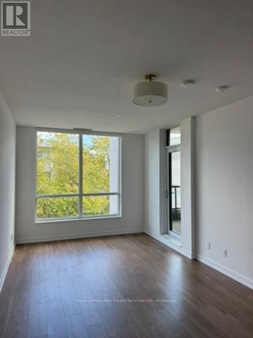 213 - 8 Trent Avenue, Toronto, Ontario  M4C 0A6 - Photo 9 - E12467297