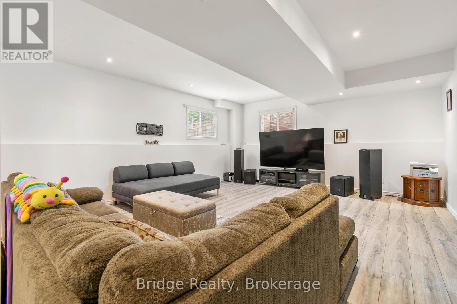 451 Fairway Road, Woodstock, Ontario  N4T 0E1 - Photo 26 - X12467295