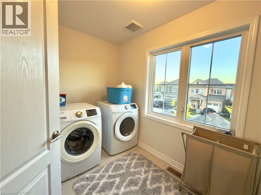 386 Grovehill Crescent Unit# Main Floor, Kitchener, Ontario  N2R 0L5 - Photo 10 - 40779119