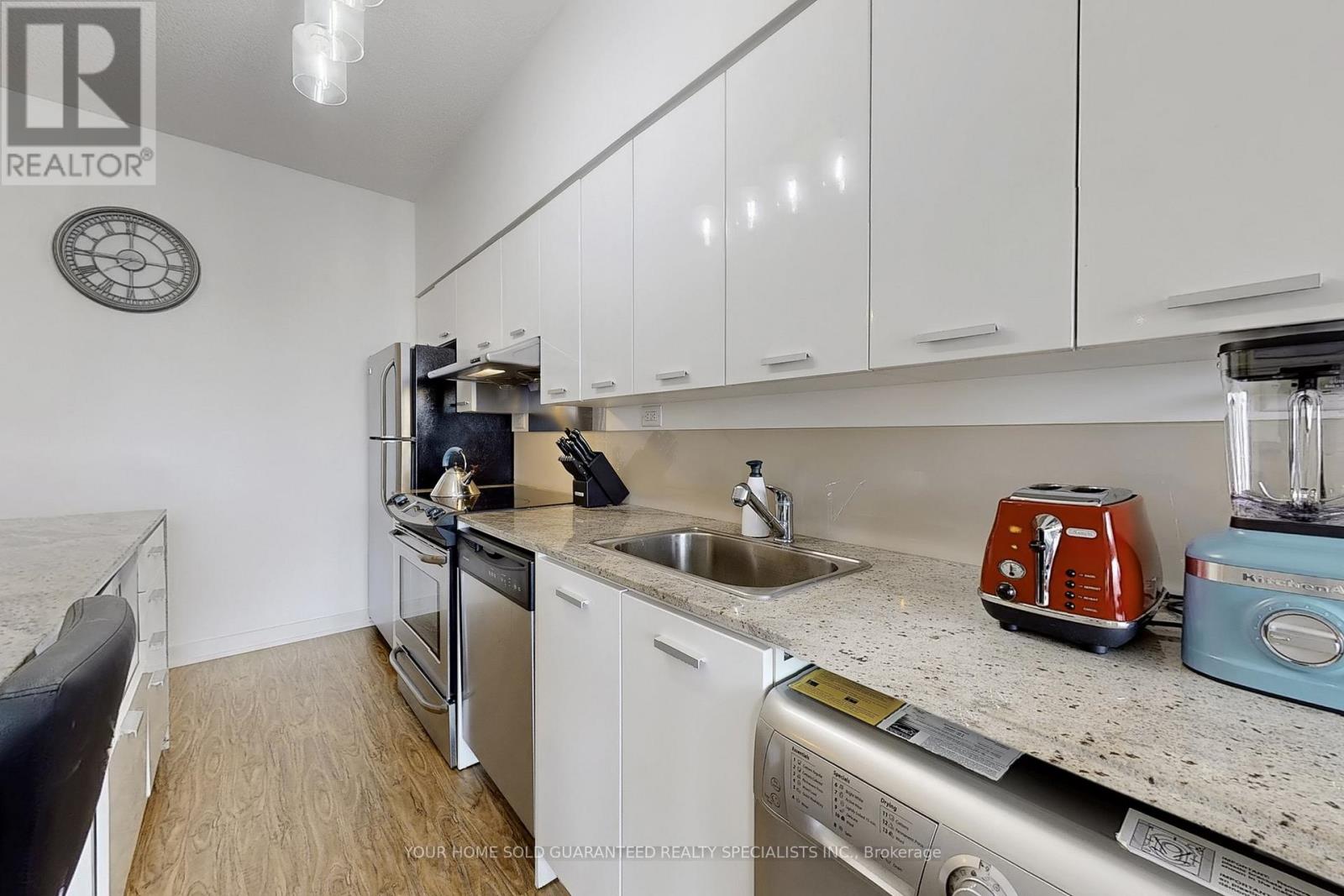 1907 - 33 Singer Court, Toronto, Ontario  M2K 0B4 - Photo 14 - C12467303