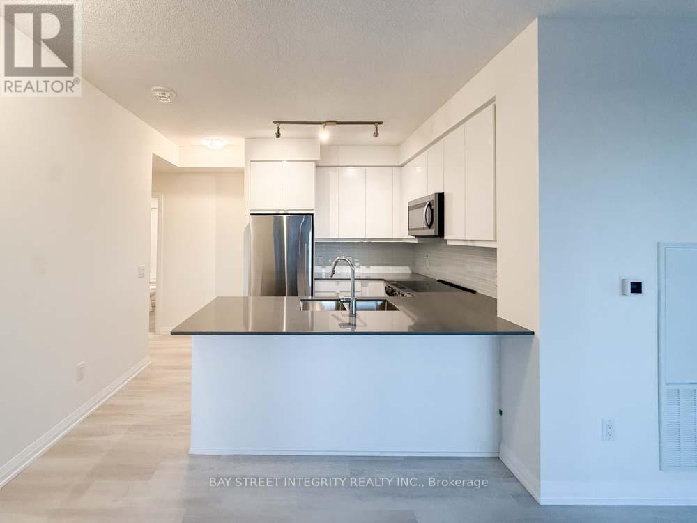 710 - 3260 Sheppard Avenue E, Toronto, Ontario  M1T 3K3 - Photo 5 - E12467299
