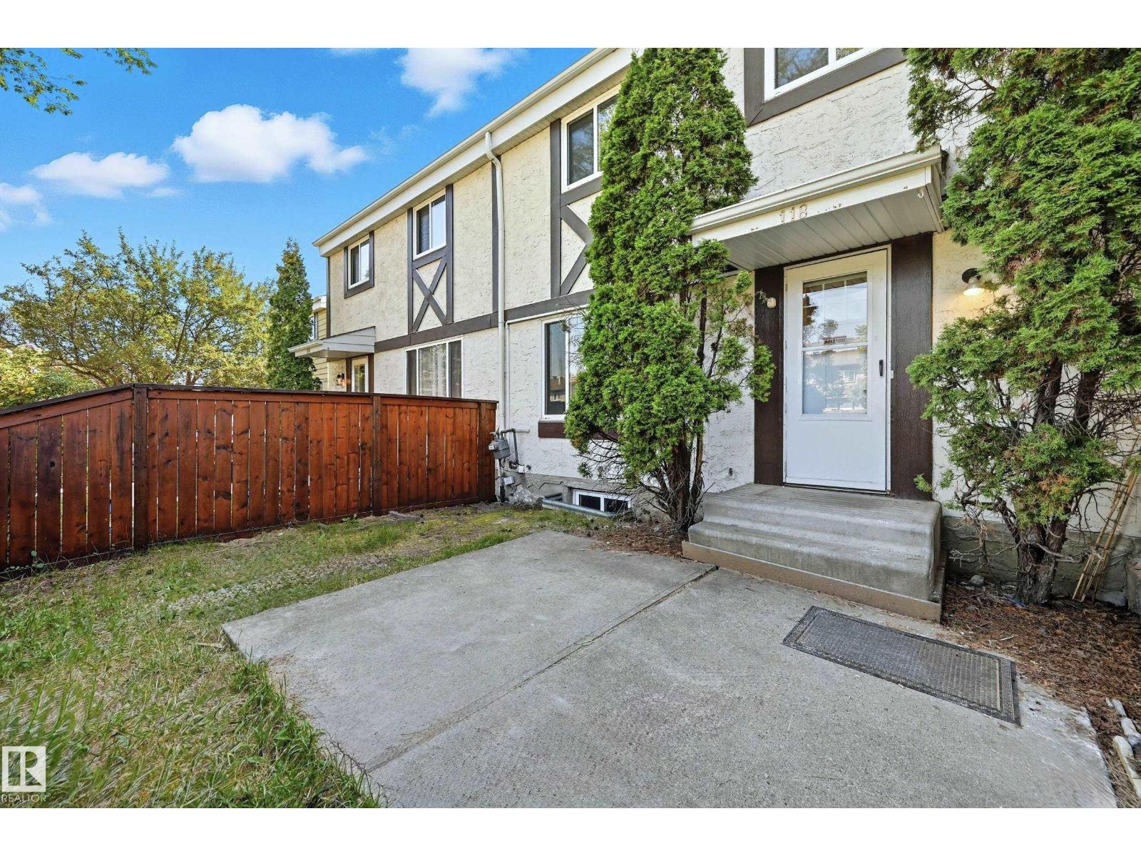 118 Primrose Gardens Nw, Edmonton, Alberta  T5T 0R1 - Photo 2 - E4461460