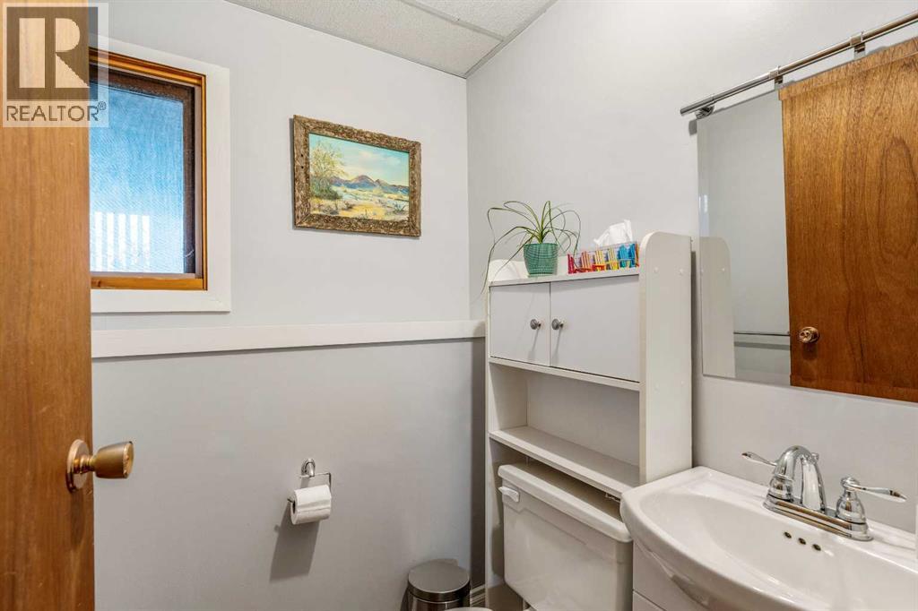 75 Oxford Road W, Lethbridge, Alberta  T1K 4V6 - Photo 35 - A2264843