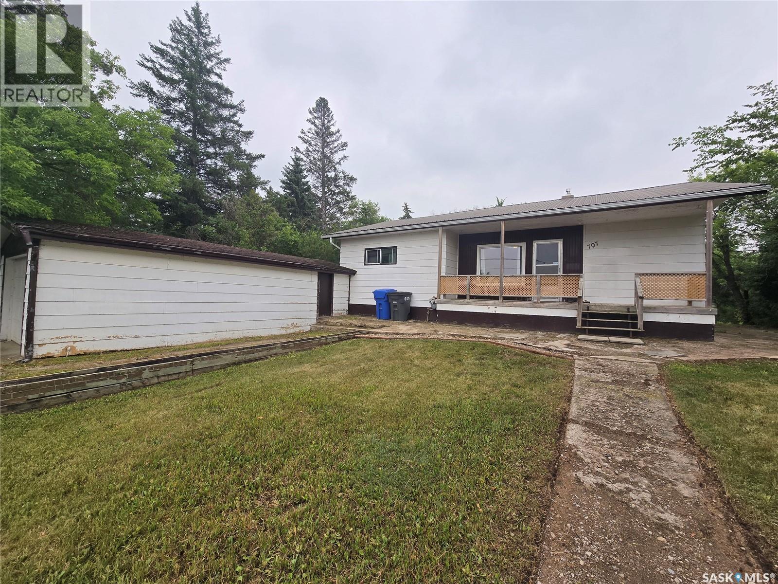 707 Poplar Street, Wolseley, Saskatchewan  S0G 5H0 - Photo 1 - SK021061