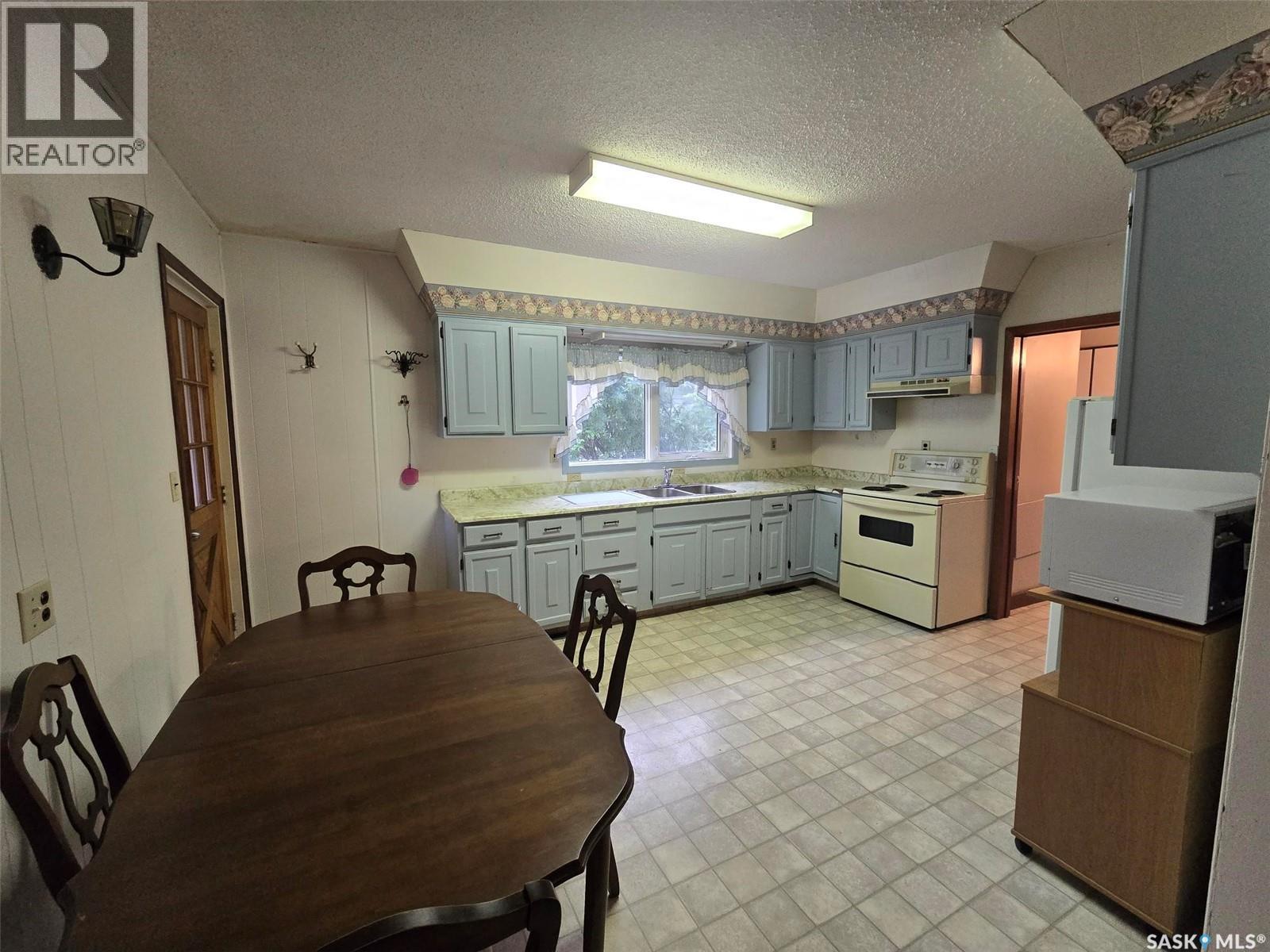 707 Poplar Street, Wolseley, Saskatchewan  S0G 5H0 - Photo 12 - SK021061