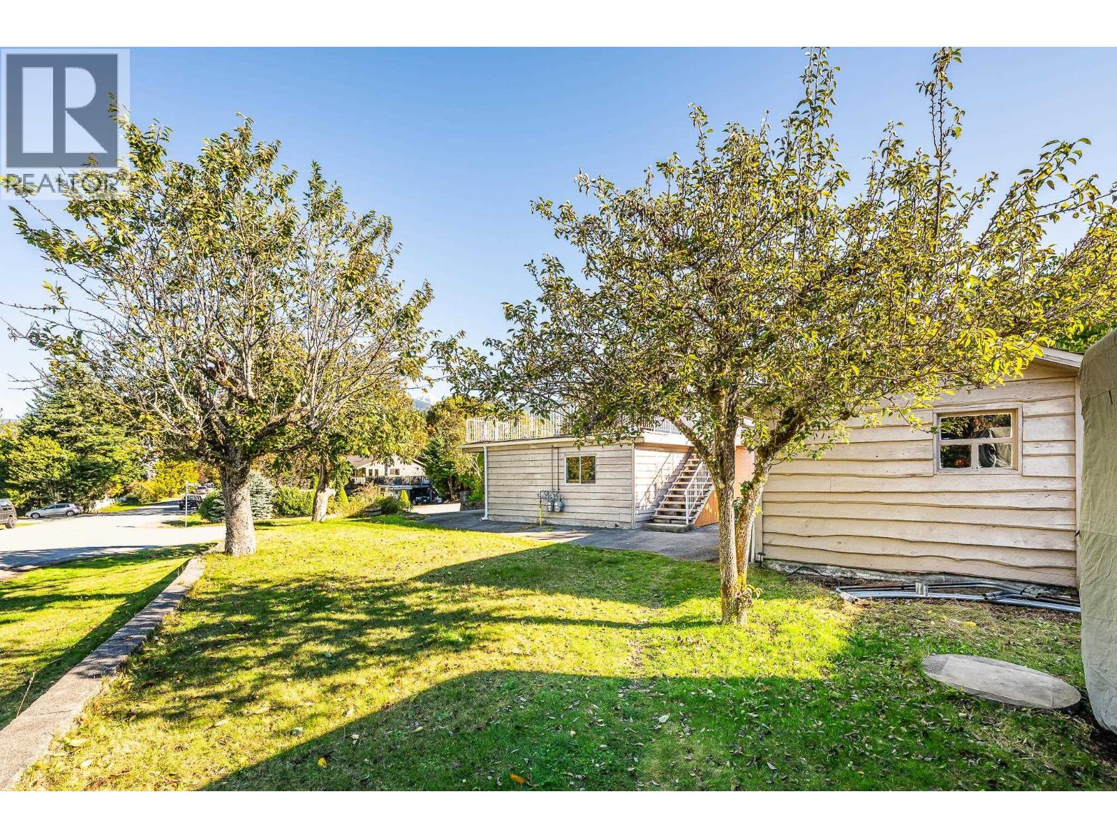 2332 Argyle Crescent, Squamish, British Columbia  V0N 1T0 - Photo 16 - R3058521