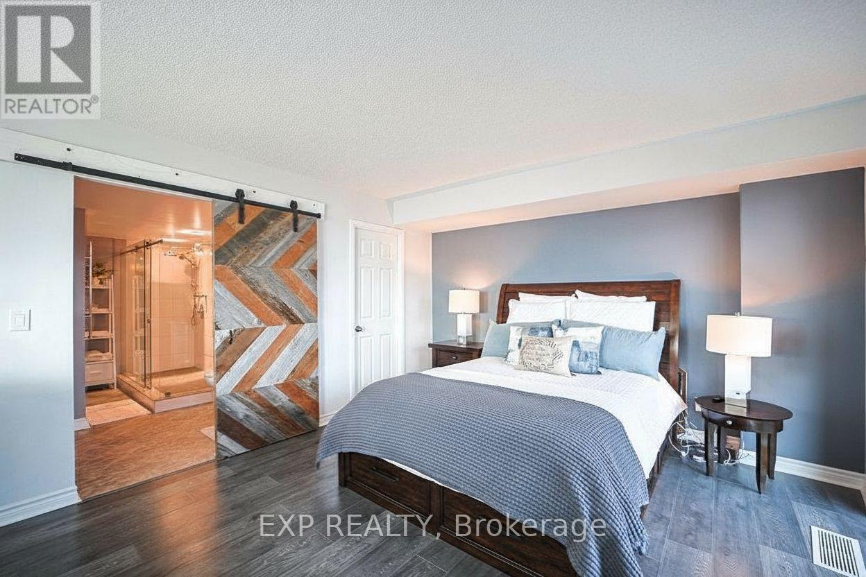 2304 - 155 Legion Road N, Toronto, Ontario  M8Y 0A7 - Photo 13 - W12464643