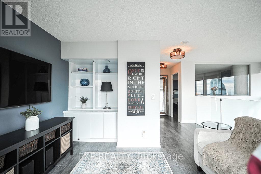 2304 - 155 Legion Road N, Toronto, Ontario  M8Y 0A7 - Photo 20 - W12464643