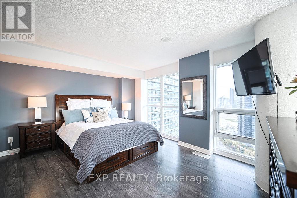 2304 - 155 Legion Road N, Toronto, Ontario  M8Y 0A7 - Photo 12 - W12464643