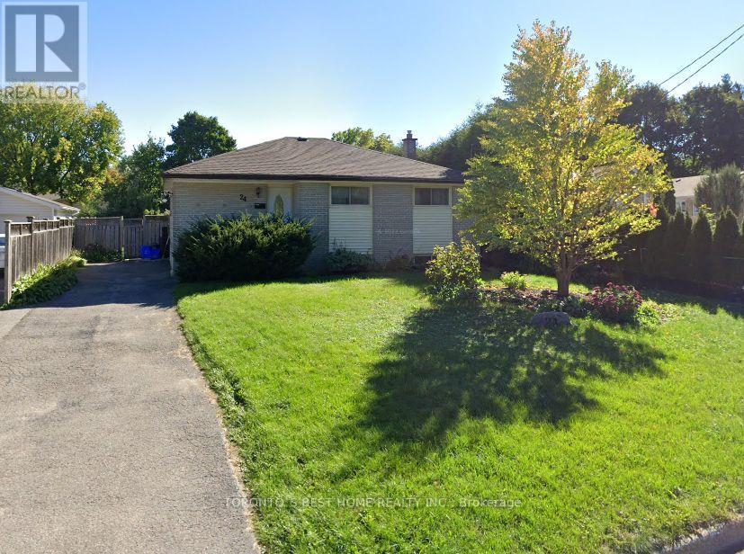 LOWER - 24 STODDART DRIVE, Aurora, Ontario